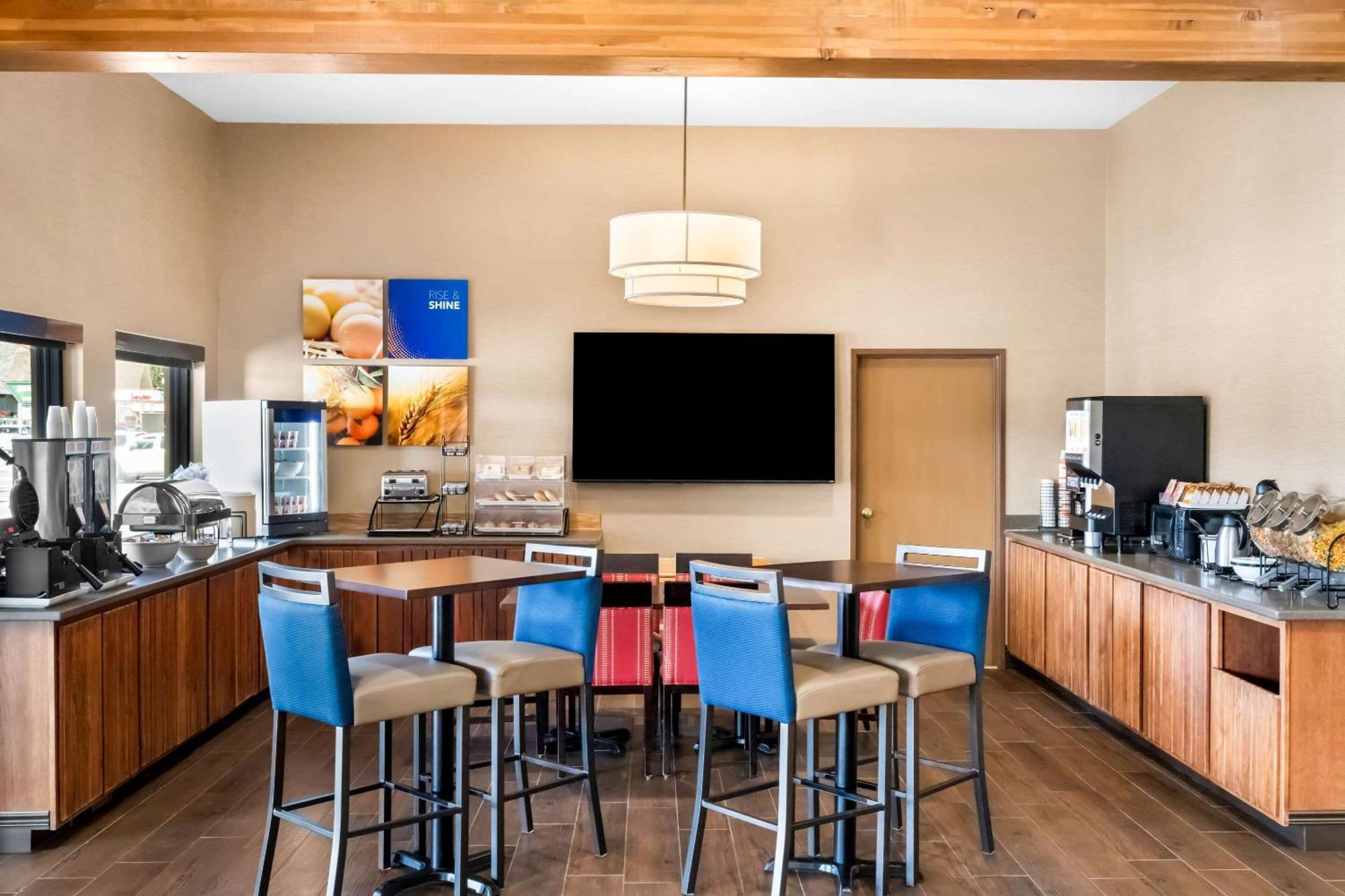 Comfort Inn at Buffalo Bill Village Resort Cody Esterno foto